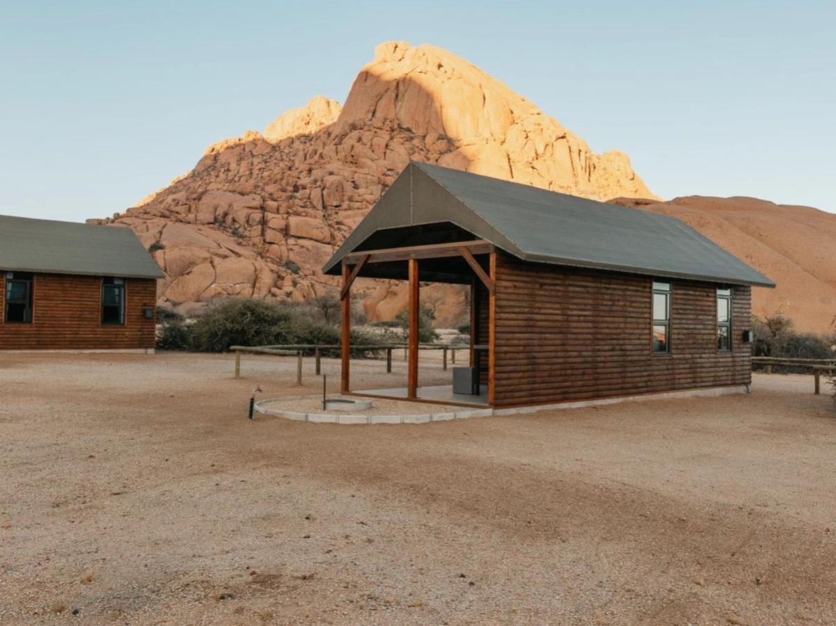 Spitzkoppe Cabin Camp Usakos Екстериор снимка